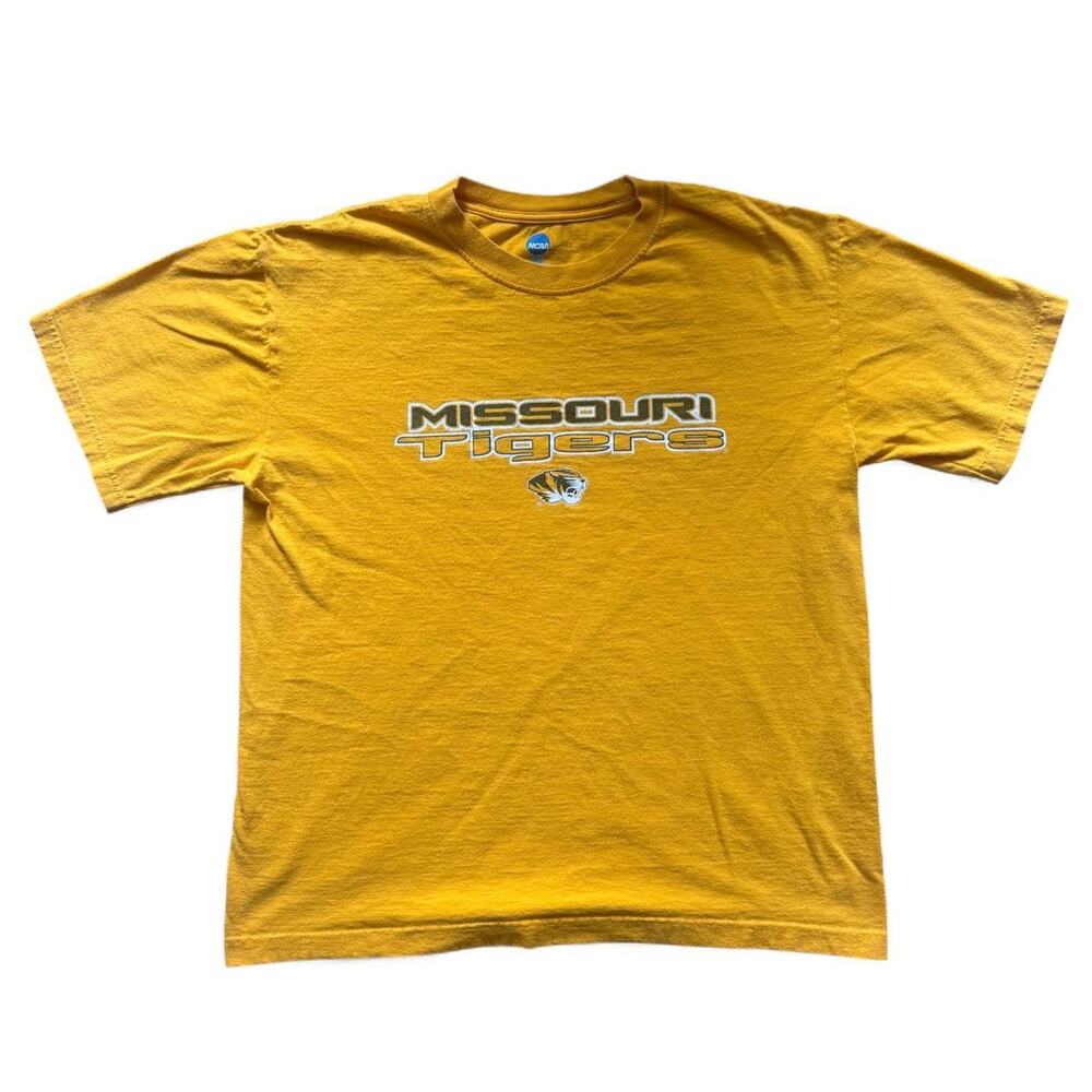 VINTAGE NCAA Missouri Tigers Gold Graphic Tee